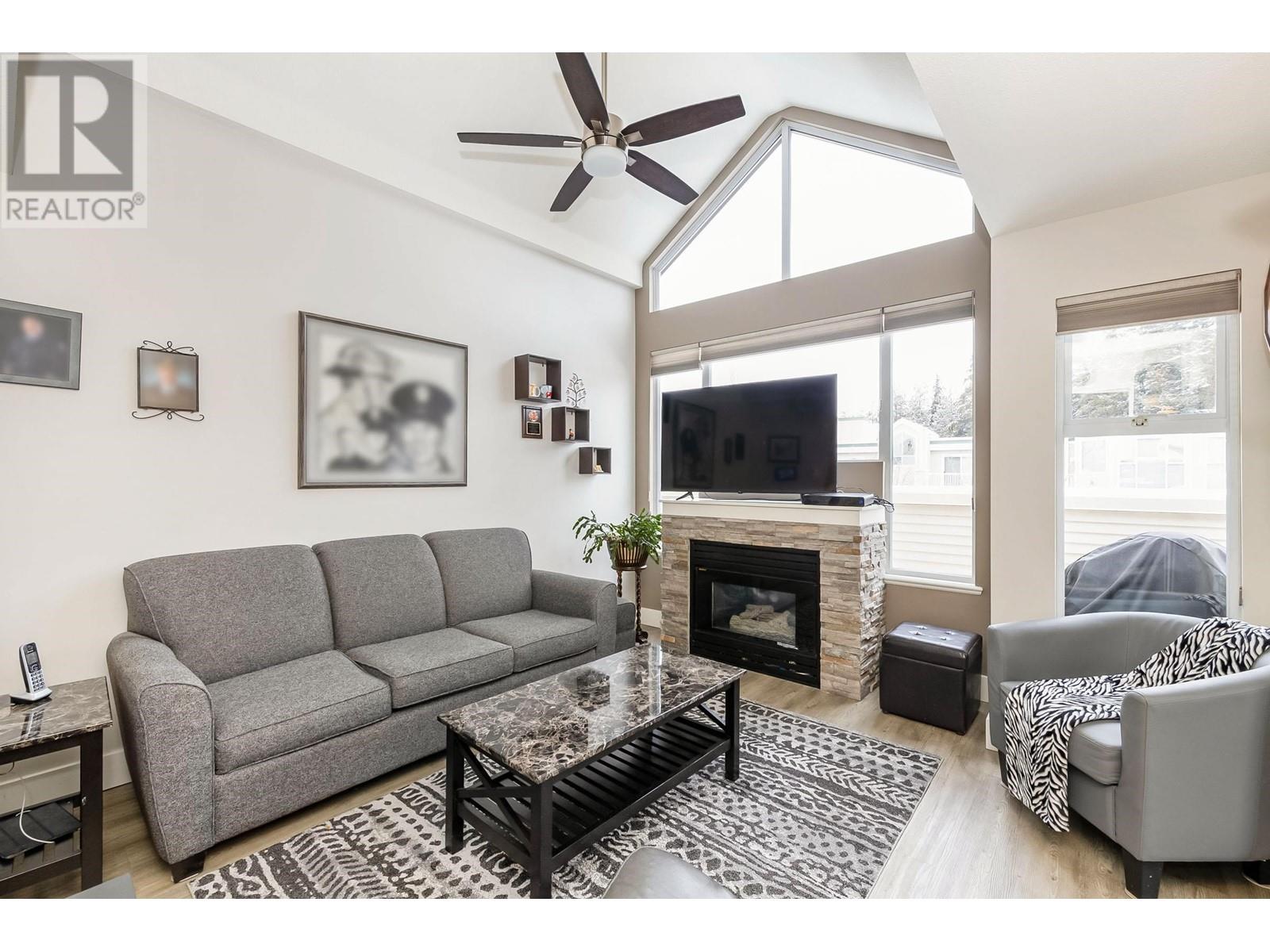 404 19131 Ford Road, Pitt Meadows, British Columbia  V3Y 2R5 - Photo 11 - R2978902