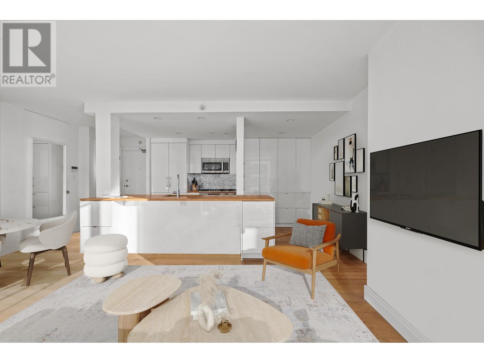 Listing Picture 5 of 21 : 2702 193 AQUARIUS MEWS, Vancouver / 溫哥華 - 魯藝地產 Yvonne Lu Group - MLS Medallion Club Member