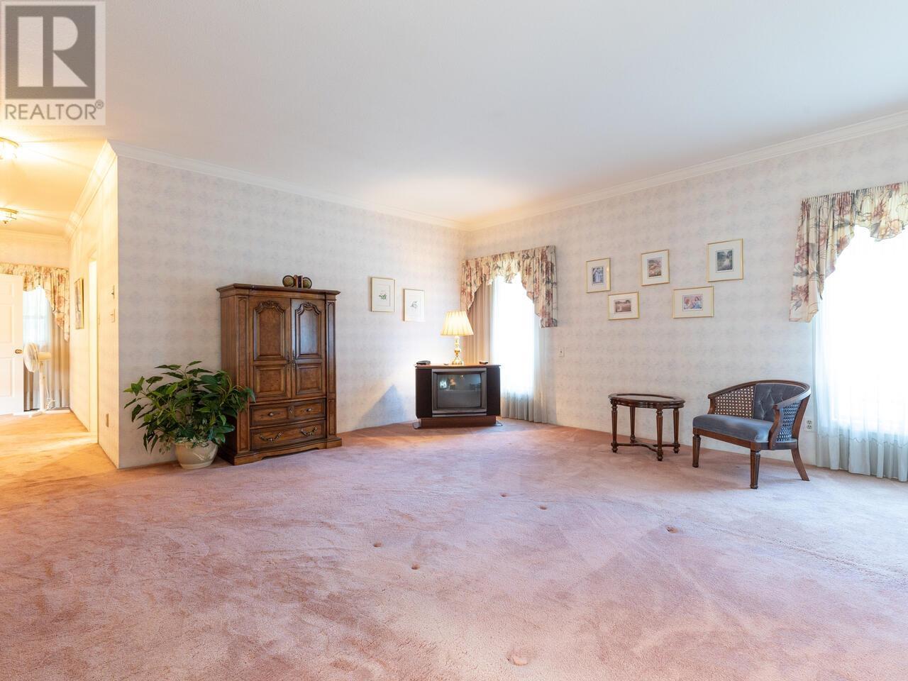 7501 Lambeth Drive, Burnaby, British Columbia  V5E 4B4 - Photo 19 - R2979429