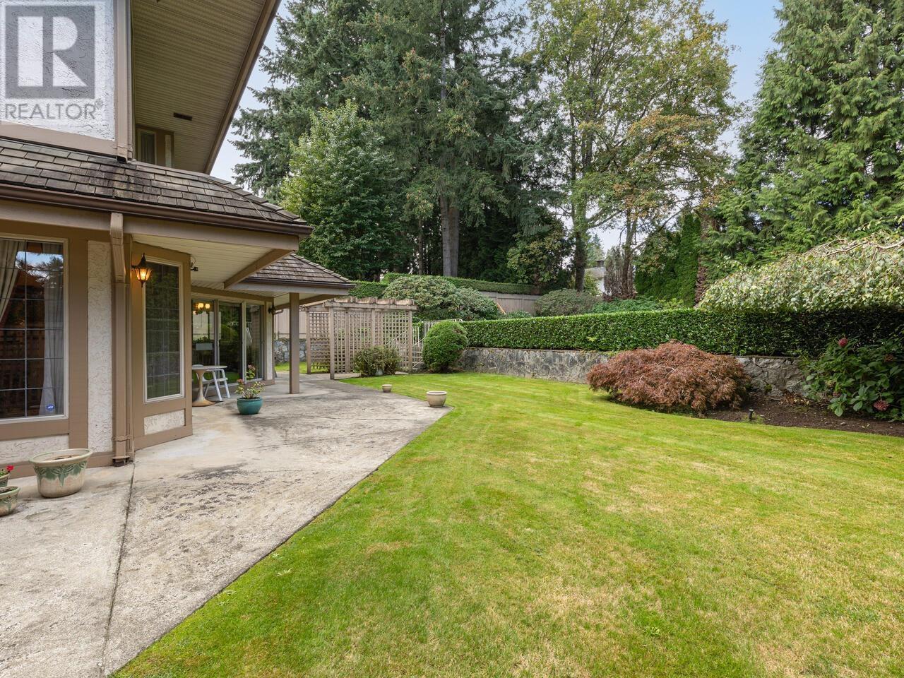 7501 Lambeth Drive, Burnaby, British Columbia  V5E 4B4 - Photo 30 - R2979429