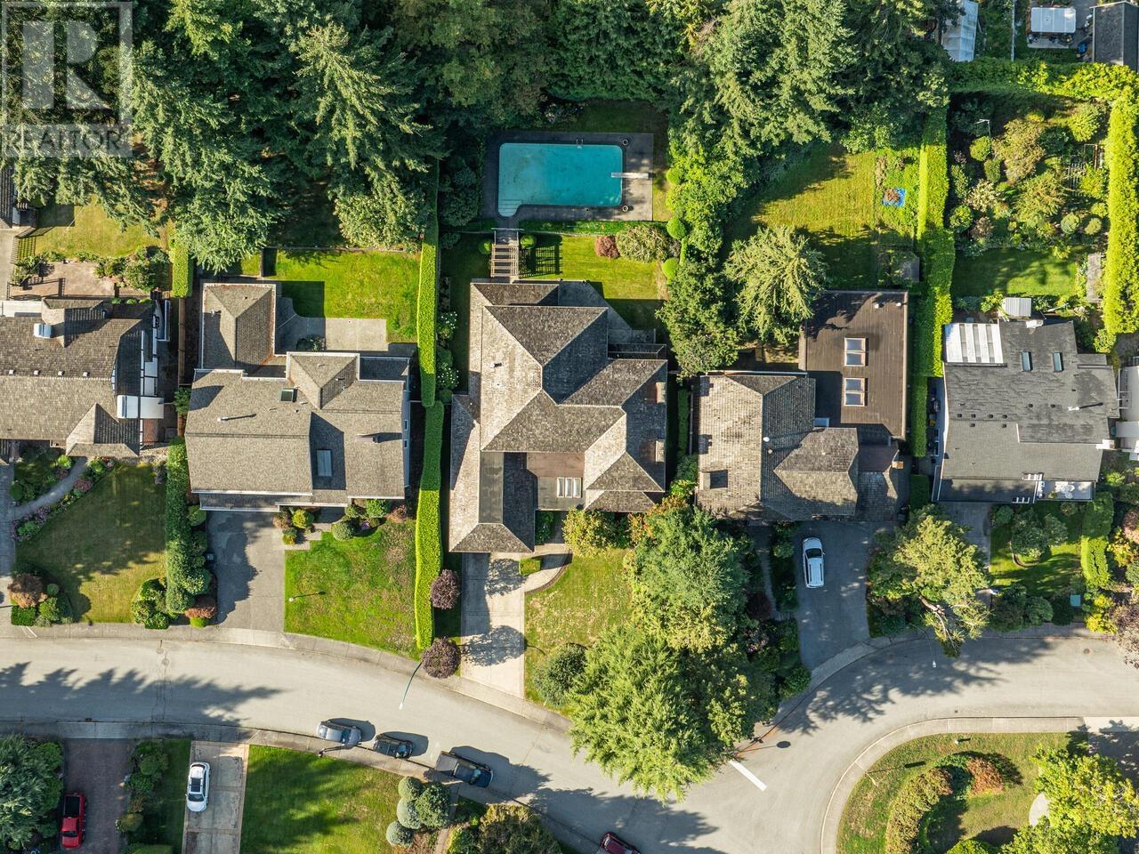 7501 Lambeth Drive, Burnaby, British Columbia  V5E 4B4 - Photo 34 - R2979429