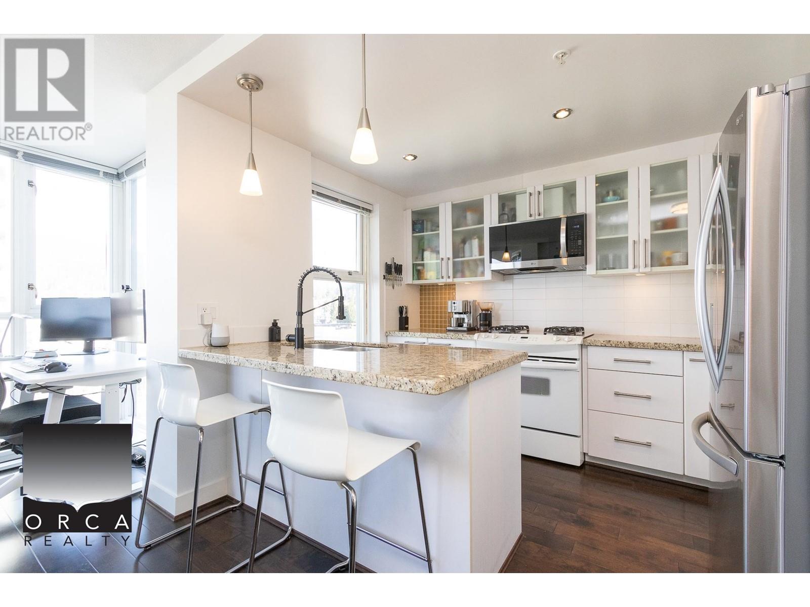 904 121 W 16th Street, North Vancouver, British Columbia  V7M 3P4 - Photo 8 - R2970293