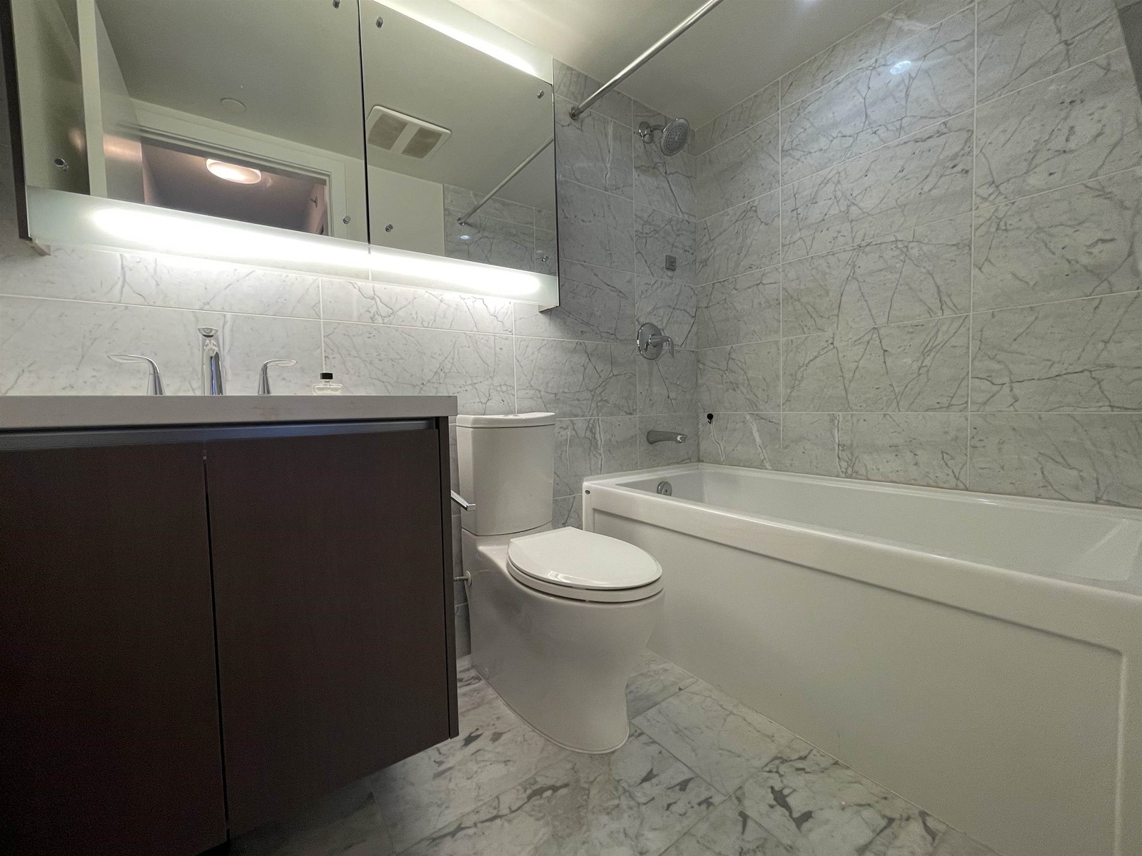 4201 13696 100 Avenue, Surrey, British Columbia  V3T 0L5 - Photo 13 - R2979470