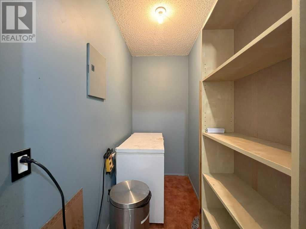 Property at 409, 525 56 Avenue SW image 3