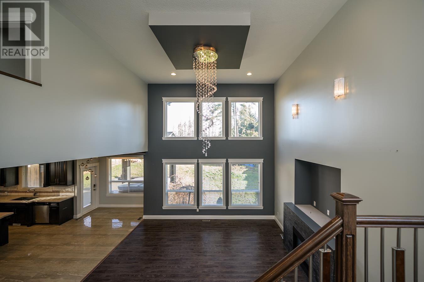 Property at 2662 MAURICE DRIVE image 4