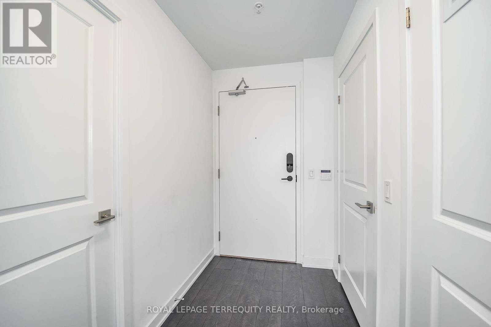 Property at 302 - 85 ONEIDA CRESCENT image 2