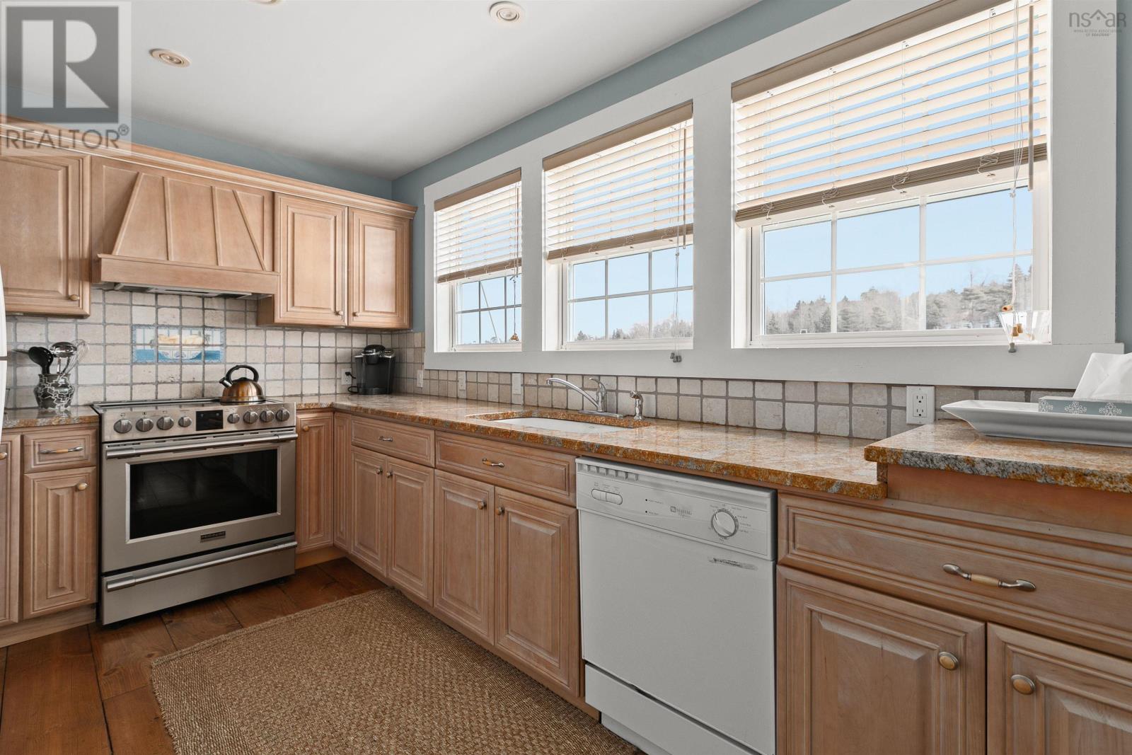 143 Walker Road, Chester, Nova Scotia  B0J 1J0 - Photo 17 - 202505221