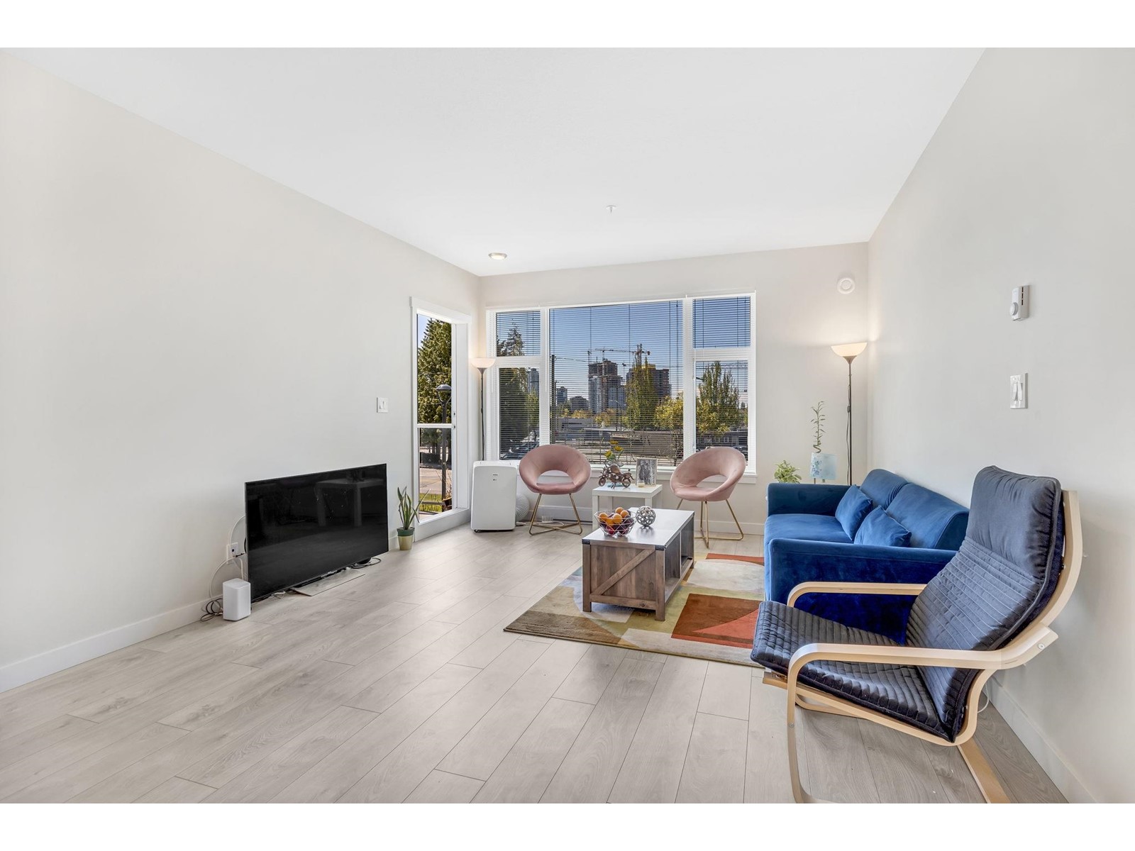 202 10838 Whalley Boulevard, Surrey, British Columbia  V3R 0G8 - Photo 10 - R2979077