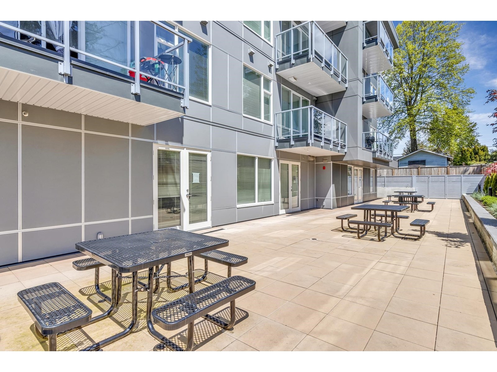 202 10838 Whalley Boulevard, Surrey, British Columbia  V3R 0G8 - Photo 24 - R2979077