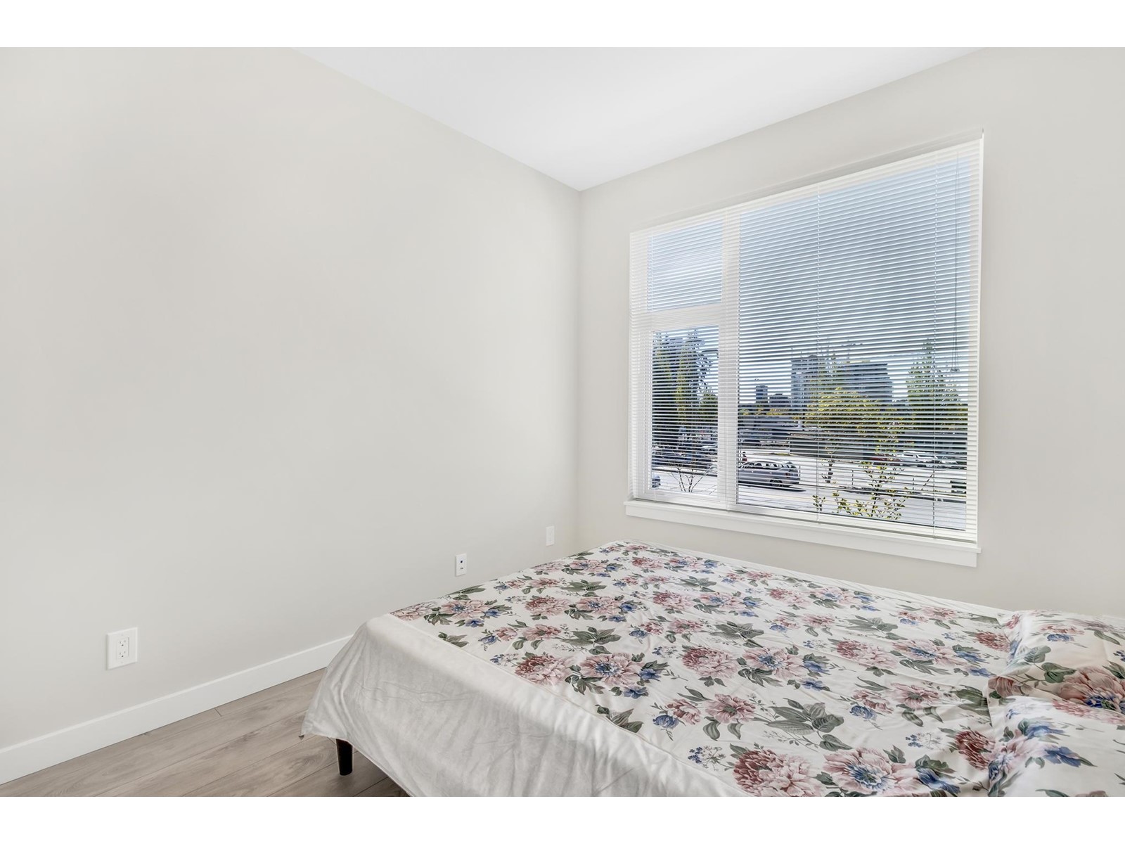 202 10838 Whalley Boulevard, Surrey, British Columbia  V3R 0G8 - Photo 14 - R2979077