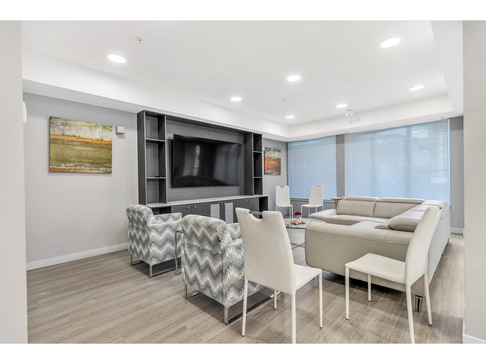 202 10838 Whalley Boulevard, Surrey, British Columbia  V3R 0G8 - Photo 27 - R2979077