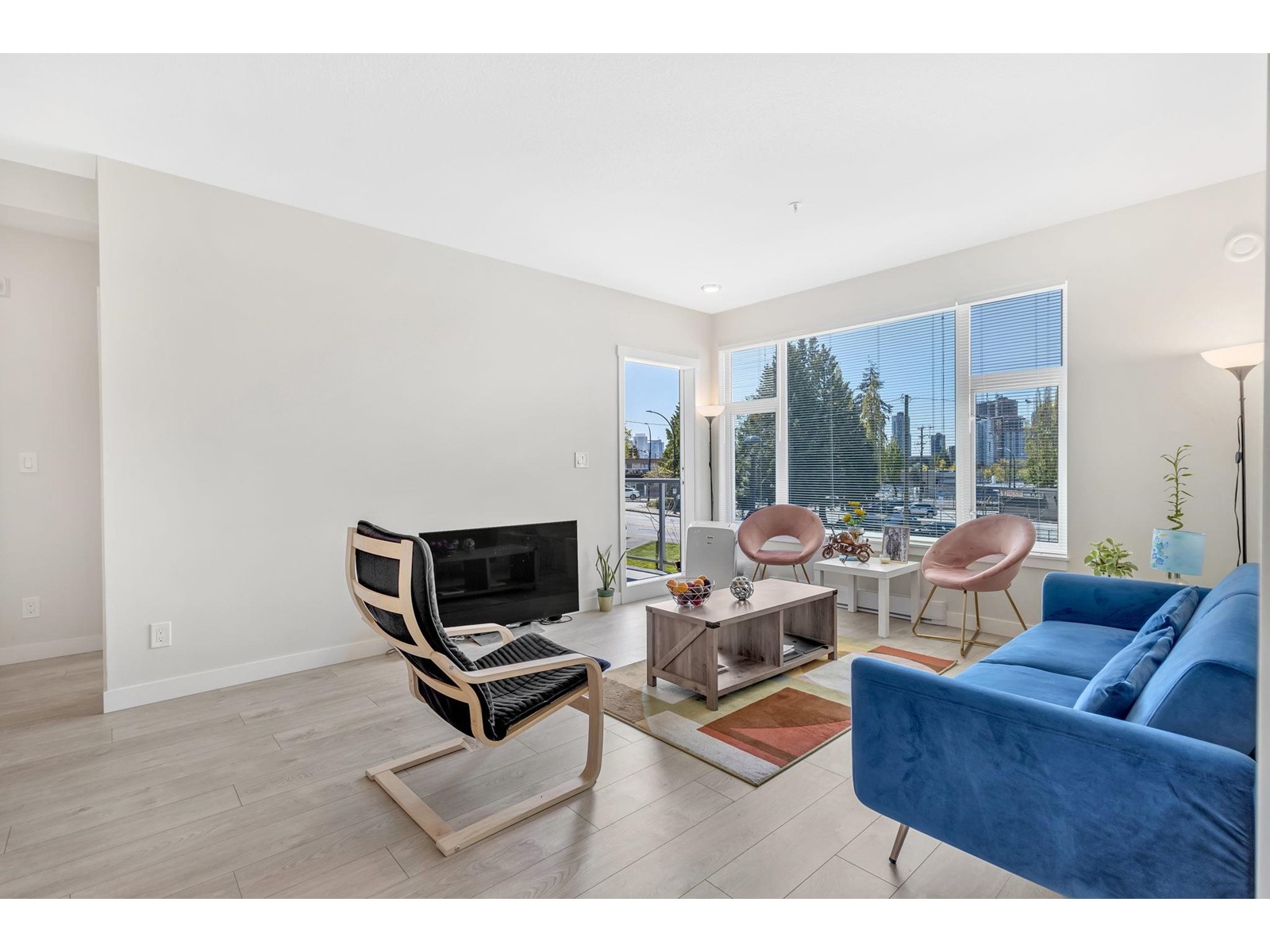 202 10838 Whalley Boulevard, Surrey, British Columbia  V3R 0G8 - Photo 12 - R2979077