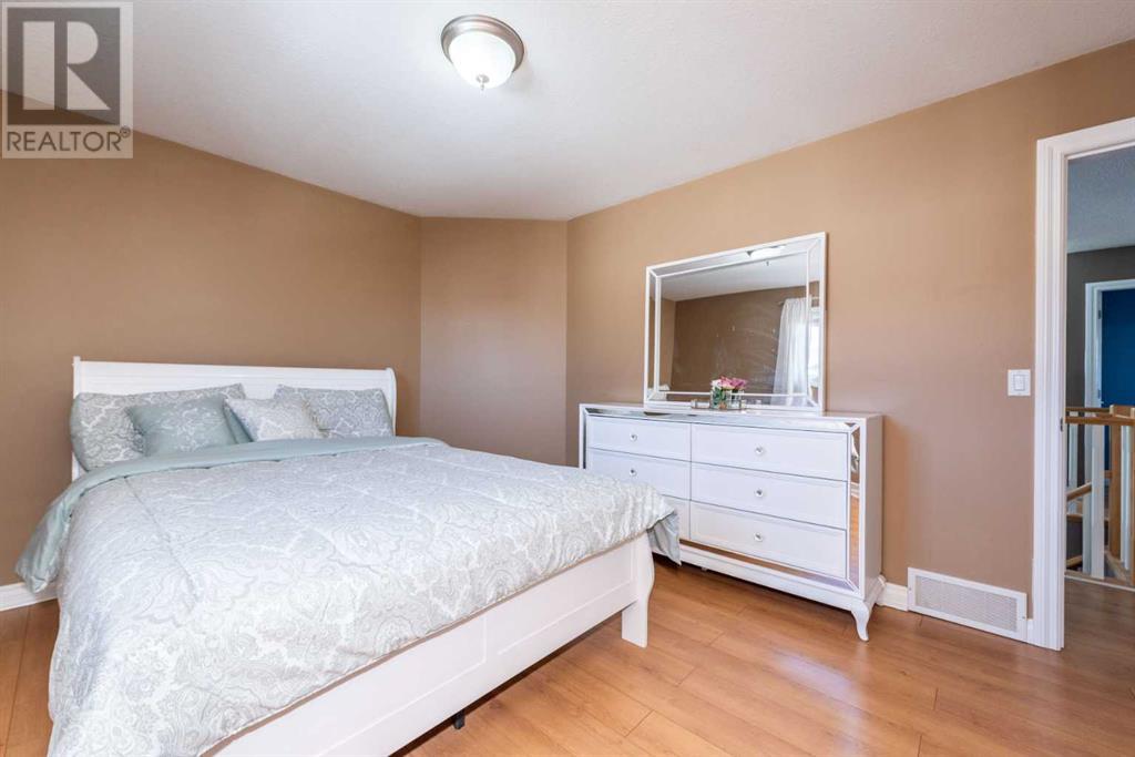 202 Canoe Square Sw, Airdrie, Alberta  T4B 2N6 - Photo 25 - A2200140