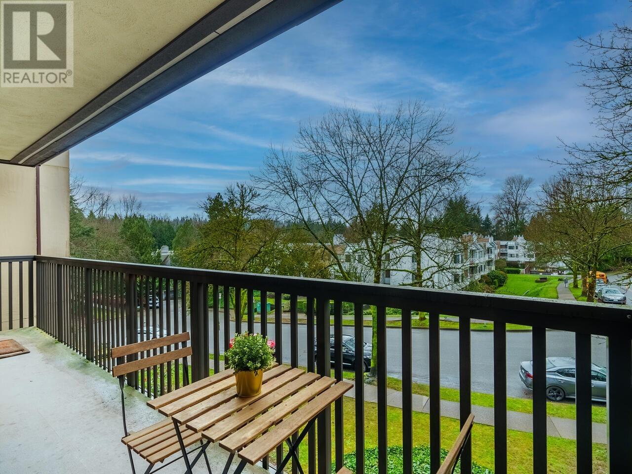 412 9857 Manchester Drive, Burnaby, British Columbia  V3N 4P5 - Photo 9 - R2979022