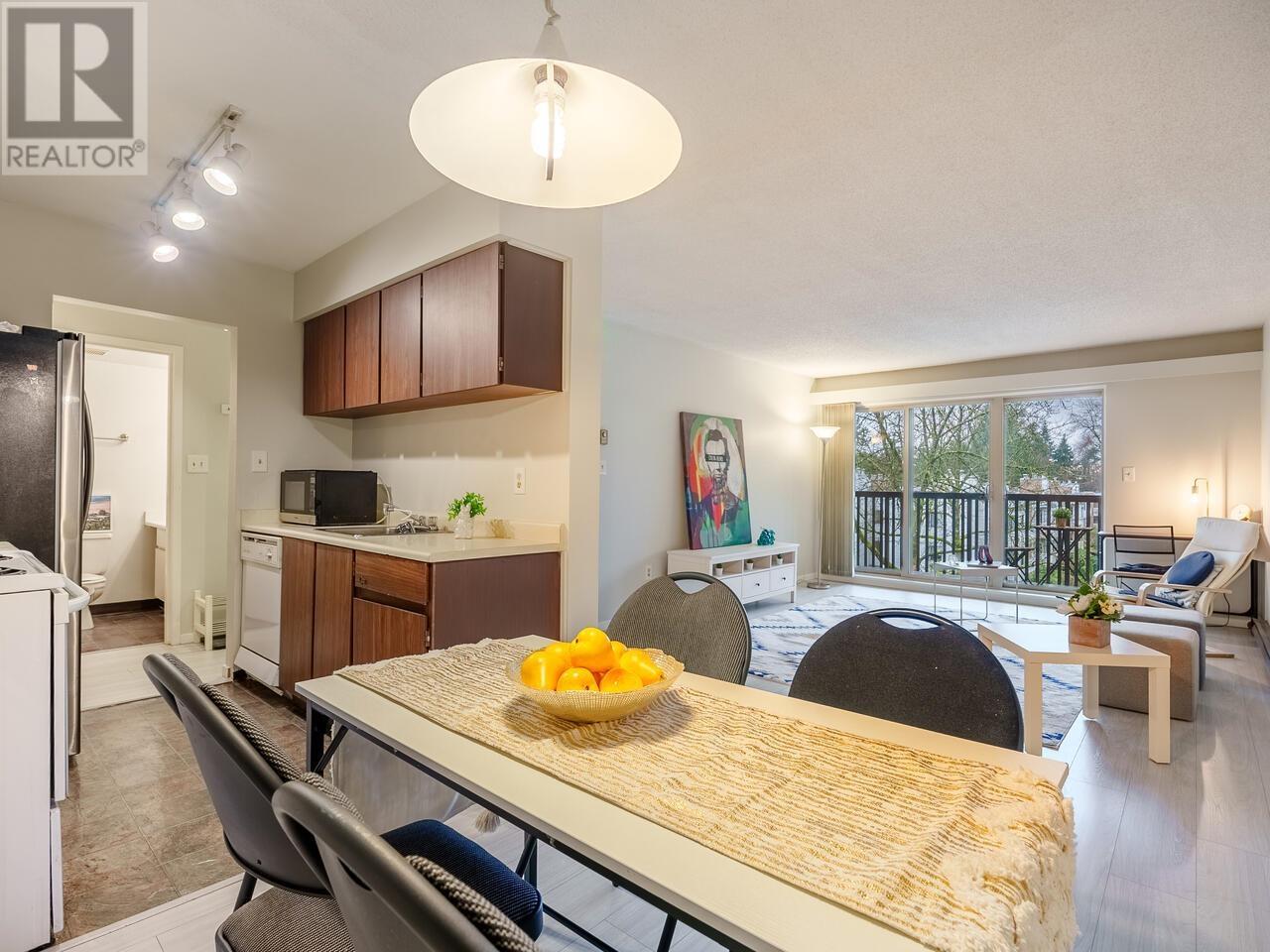 Property at 412 9857 MANCHESTER DRIVE image 4