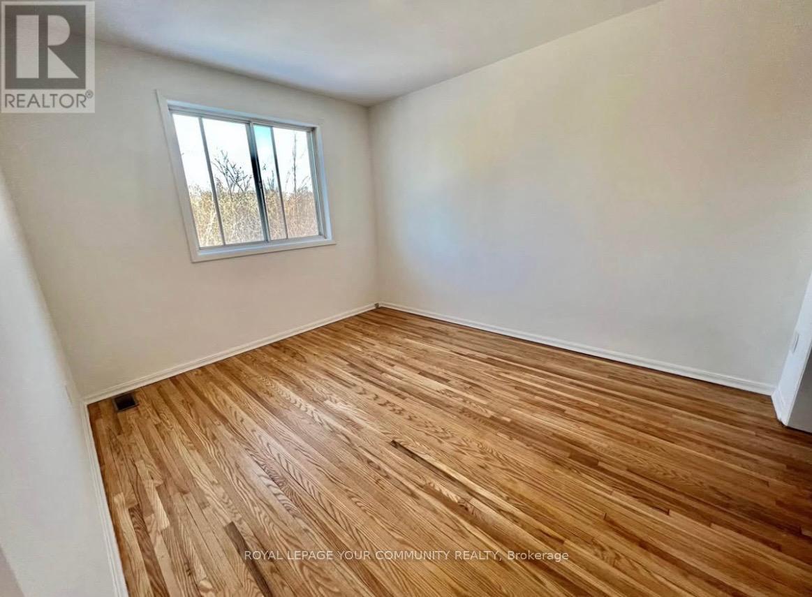 Main/2nd Flr - 181 Habitant Drive, Toronto, Ontario  M9M 2P4 - Photo 9 - W12027305