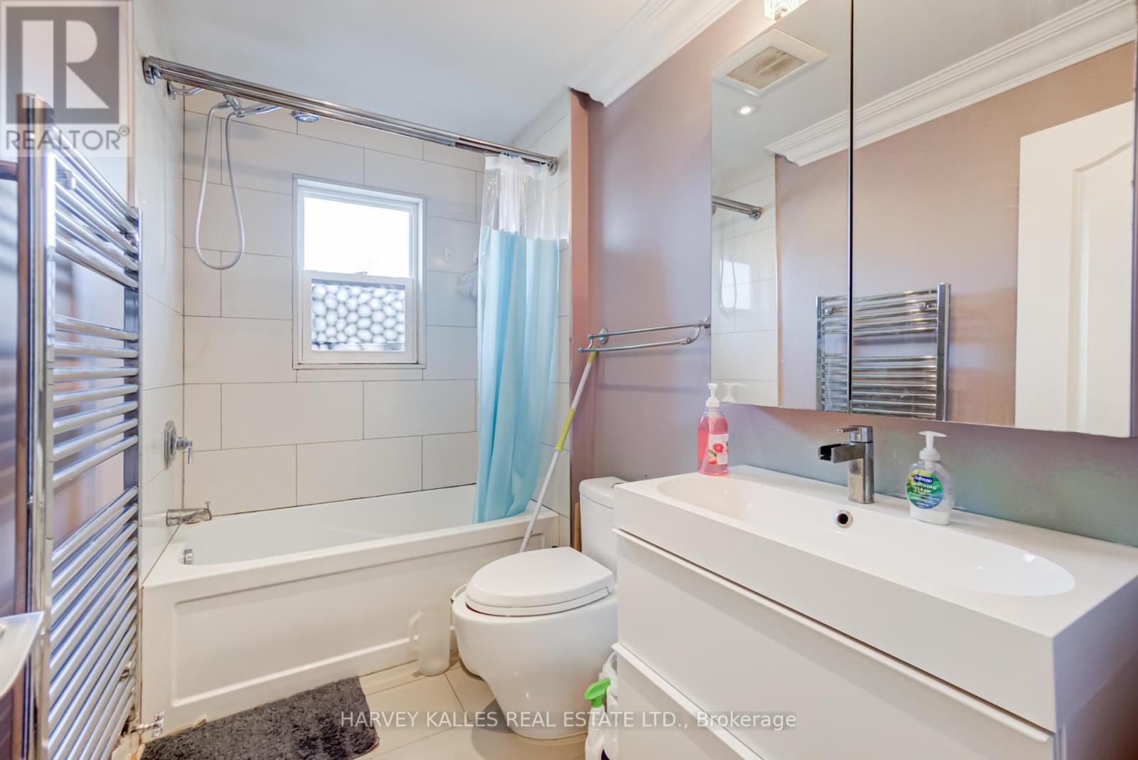 72 Mendota Road, Toronto, Ontario  M8Y 1G3 - Photo 15 - W12027311