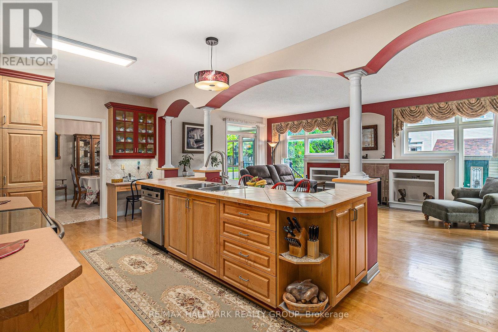 163 Yoho Drive, Ottawa, Ontario  K2M 2V4 - Photo 10 - X12027339
