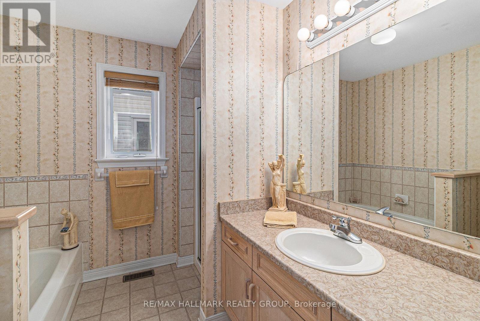 163 Yoho Drive, Ottawa, Ontario  K2M 2V4 - Photo 25 - X12027339