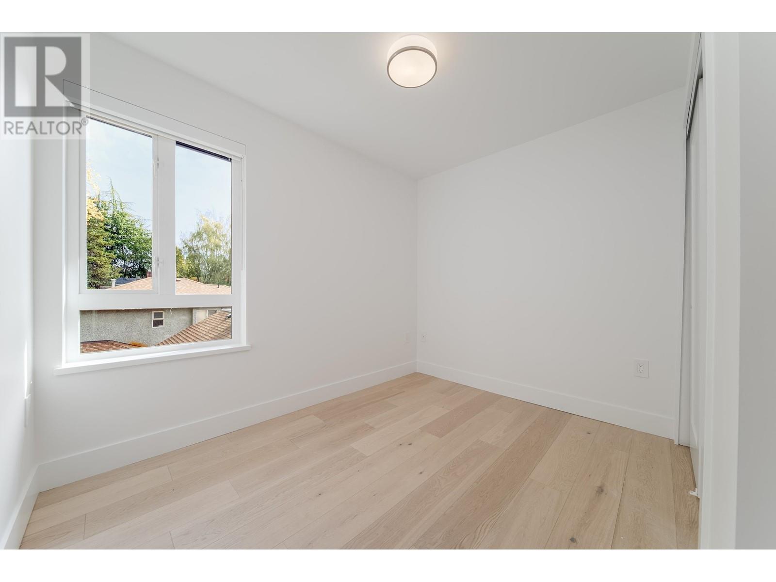 Listing Picture 26 of 40 : 758 W 26TH AVENUE, Vancouver / 溫哥華 - 魯藝地產 Yvonne Lu Group - MLS Medallion Club Member