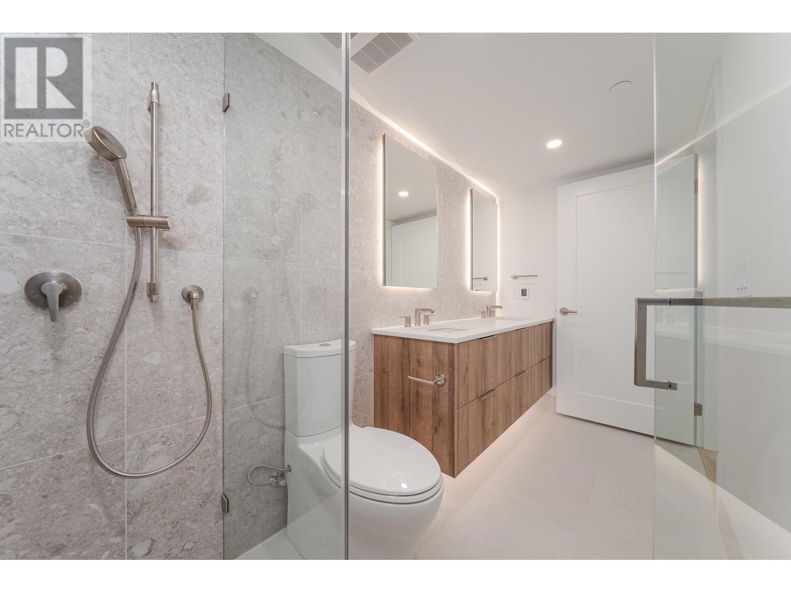 Listing Picture 33 of 40 : 758 W 26TH AVENUE, Vancouver / 溫哥華 - 魯藝地產 Yvonne Lu Group - MLS Medallion Club Member