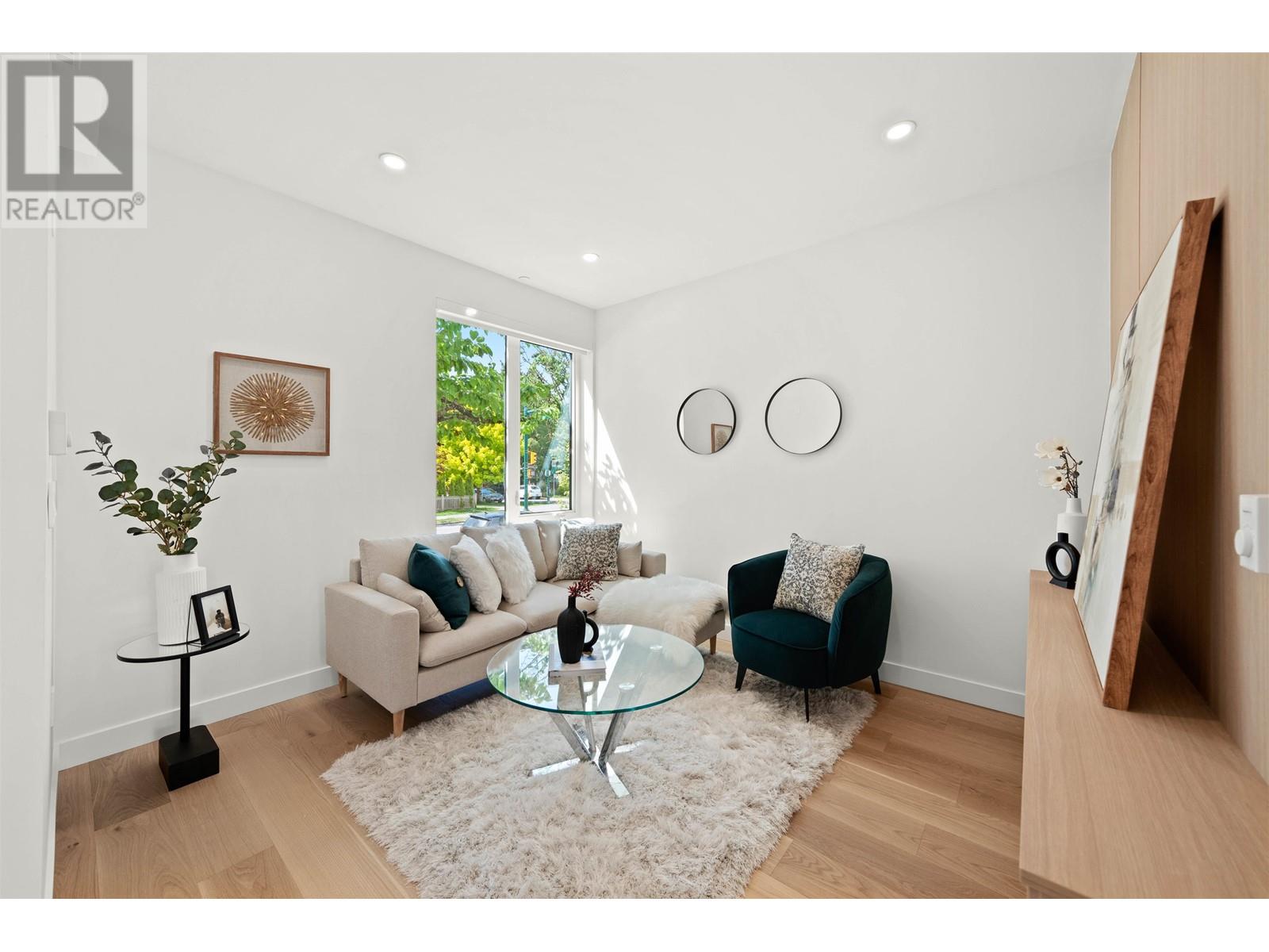 2414 Victoria Drive, Vancouver, British Columbia  V5N 1T8 - Photo 5 - R2979458