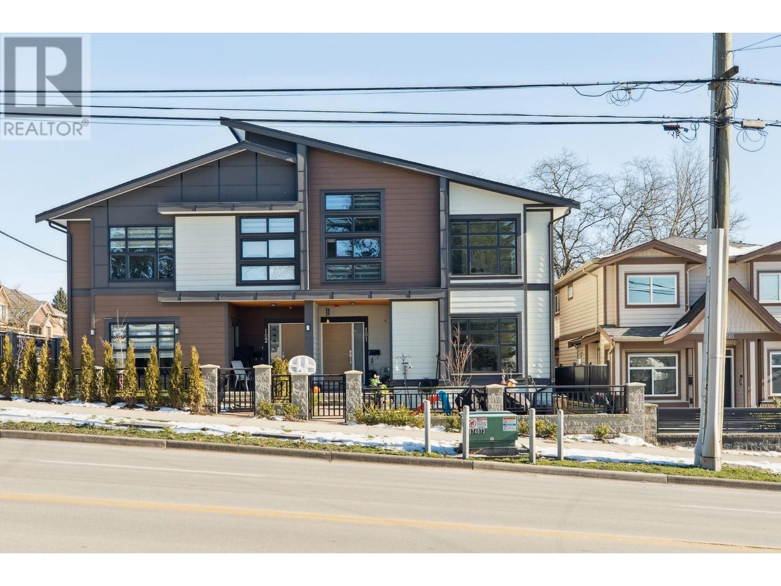 101 271 Blue Mountain Street, Coquitlam, British Columbia  V3K 4H7 - Photo 1 - R2979465