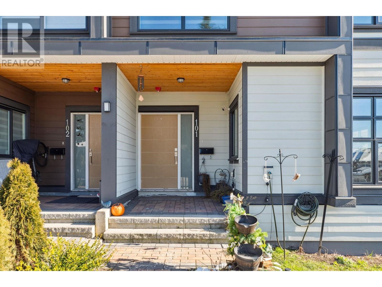 101 271 Blue Mountain Street, Coquitlam, British Columbia  V3K 4H7 - Photo 3 - R2979465