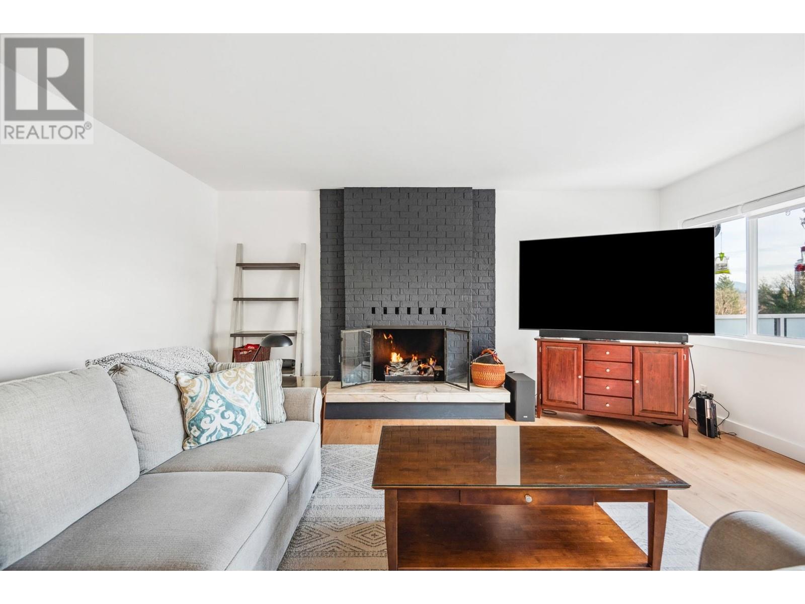 1162 Shavington Street, North Vancouver, British Columbia  V7L 1K9 - Photo 4 - R2979457