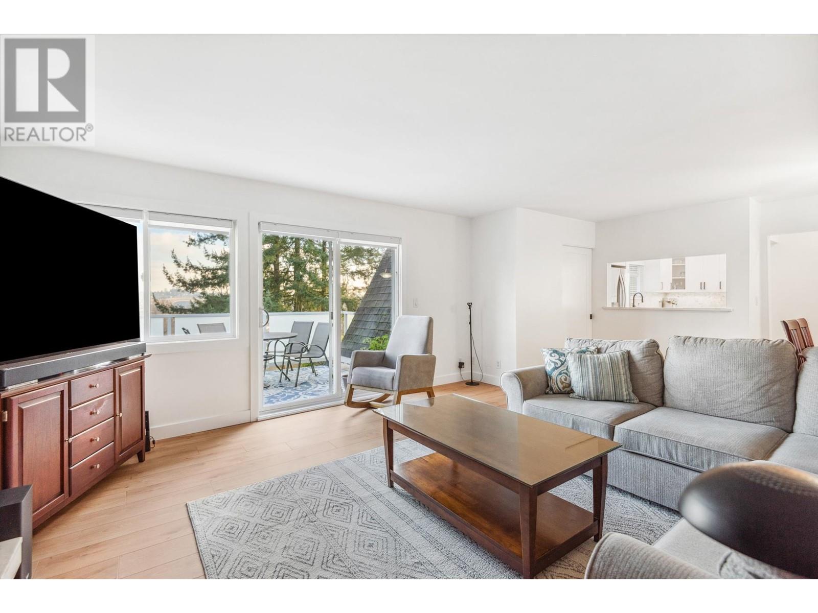 1162 Shavington Street, North Vancouver, British Columbia  V7L 1K9 - Photo 5 - R2979457