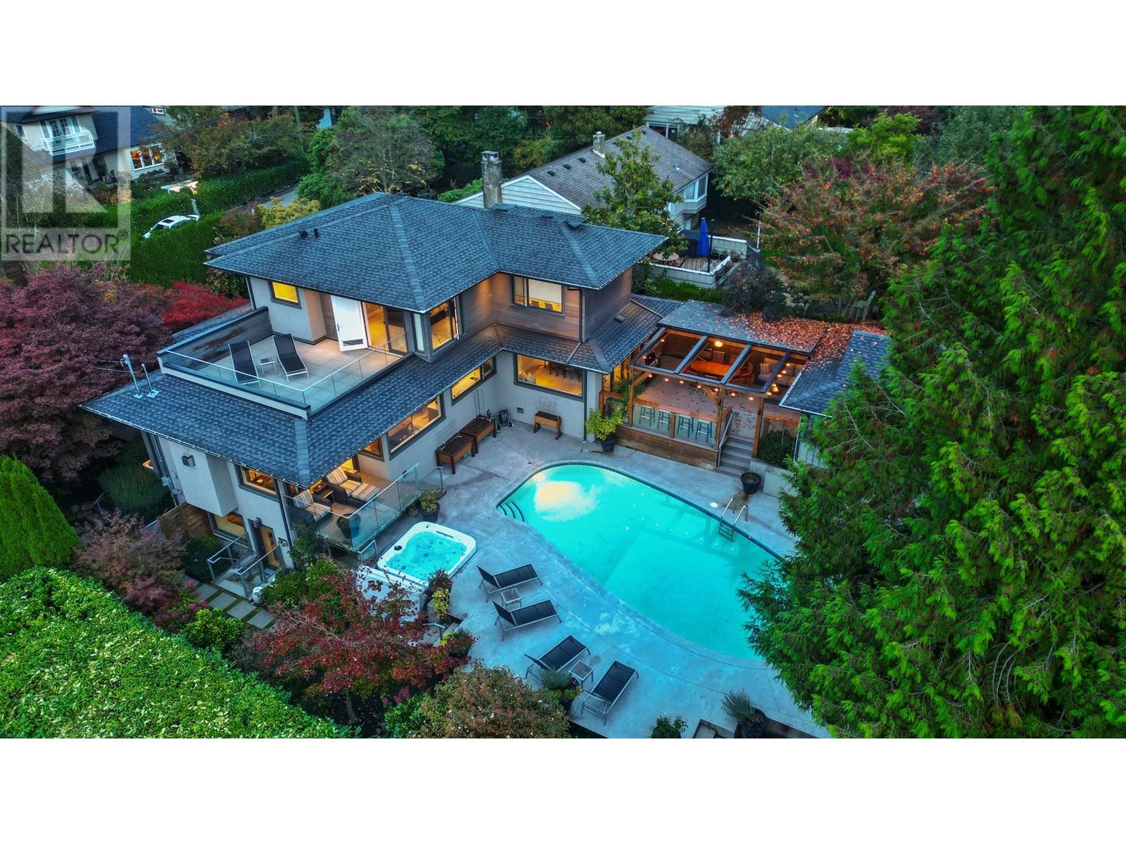 Property at 990 JEFFERSON AVENUE image 1