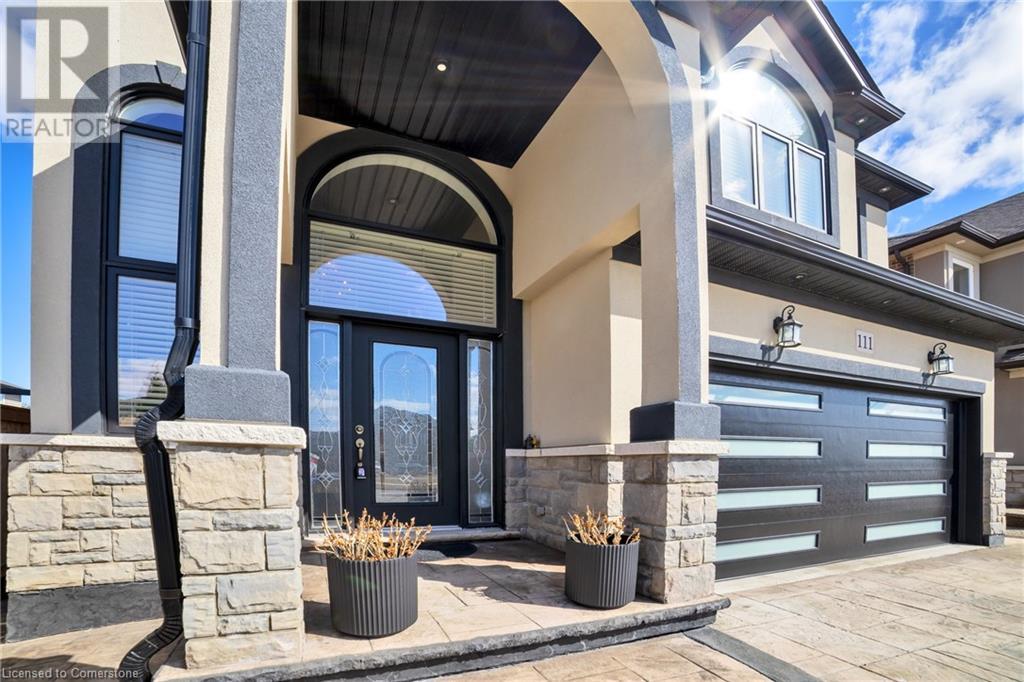 Property at 111 VINEBERG Drive image 4