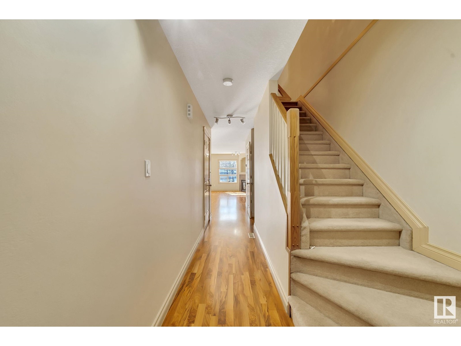 Property at #5 16317 64 ST NW image 2
