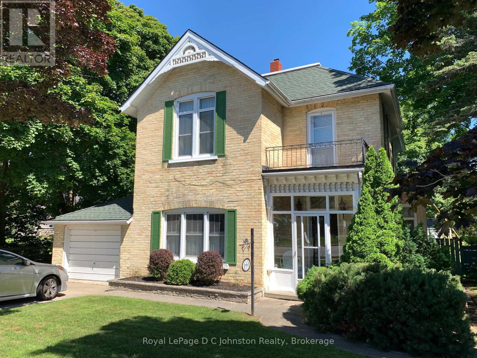 Property at 69 ALBERT STREET N image 2