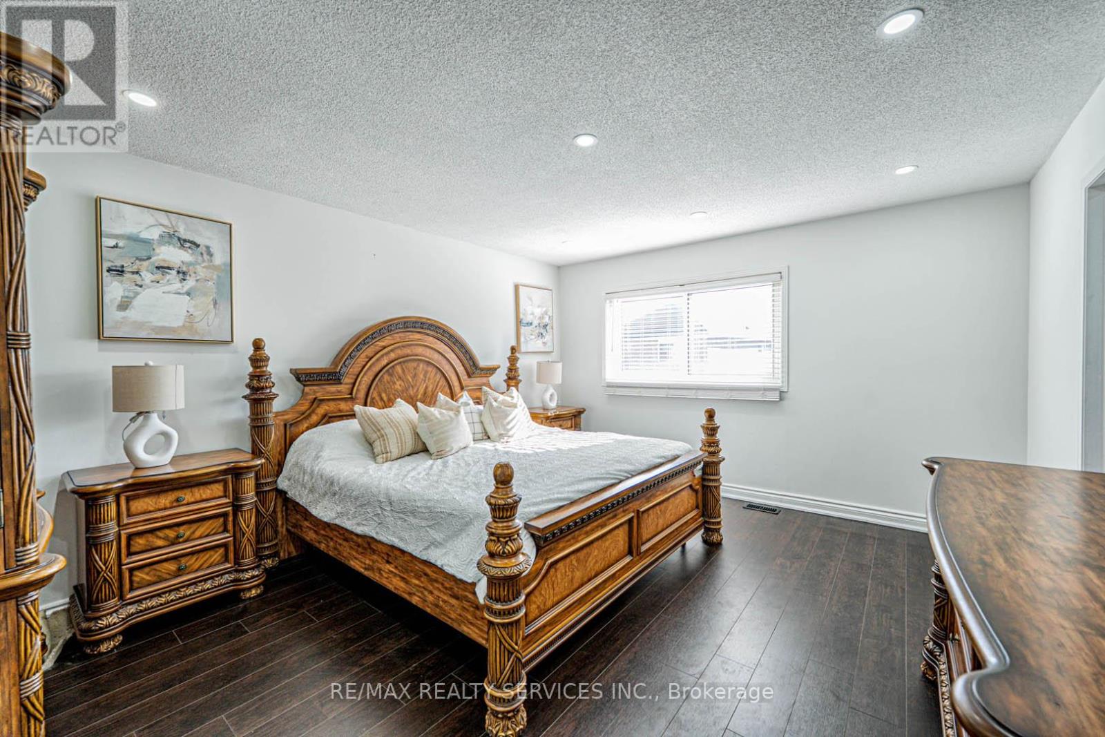 204 Lockwood Road, Brampton, Ontario  L6Y 4Y4 - Photo 13 - W12027335