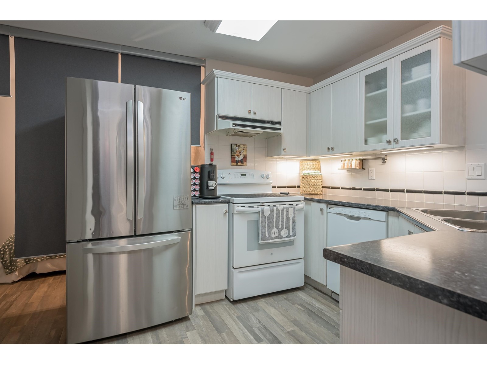 102 7435 121a Street, Surrey, British Columbia  V3W 0W8 - Photo 8 - R2970832