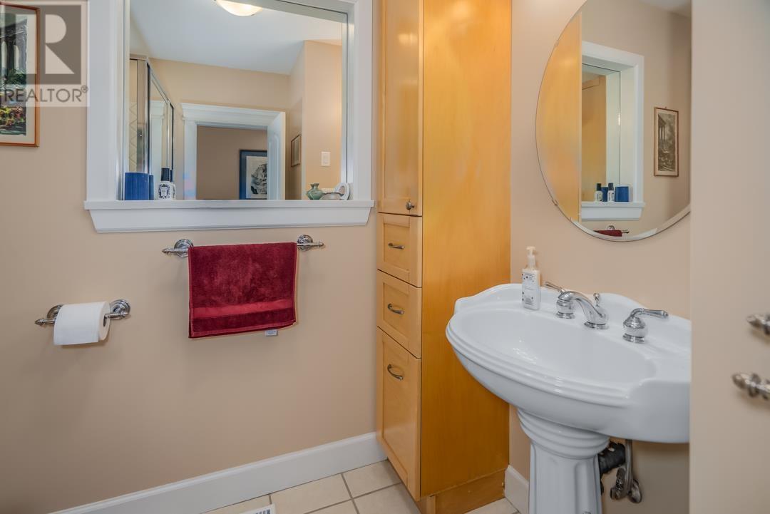 2050 Sperling Avenue, Burnaby, British Columbia  V5B 4K5 - Photo 16 - R2979410