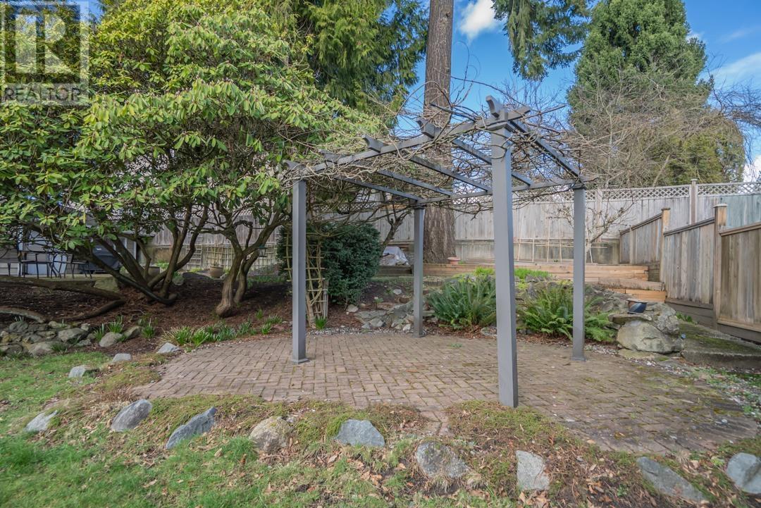 2050 Sperling Avenue, Burnaby, British Columbia  V5B 4K5 - Photo 34 - R2979410
