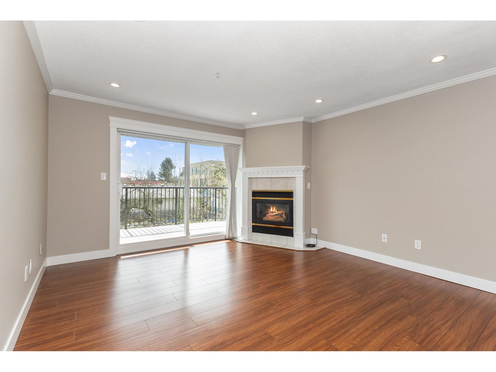 209 32044 Old Yale Road, Abbotsford, British Columbia  V2T 2C9 - Photo 14 - R2978872