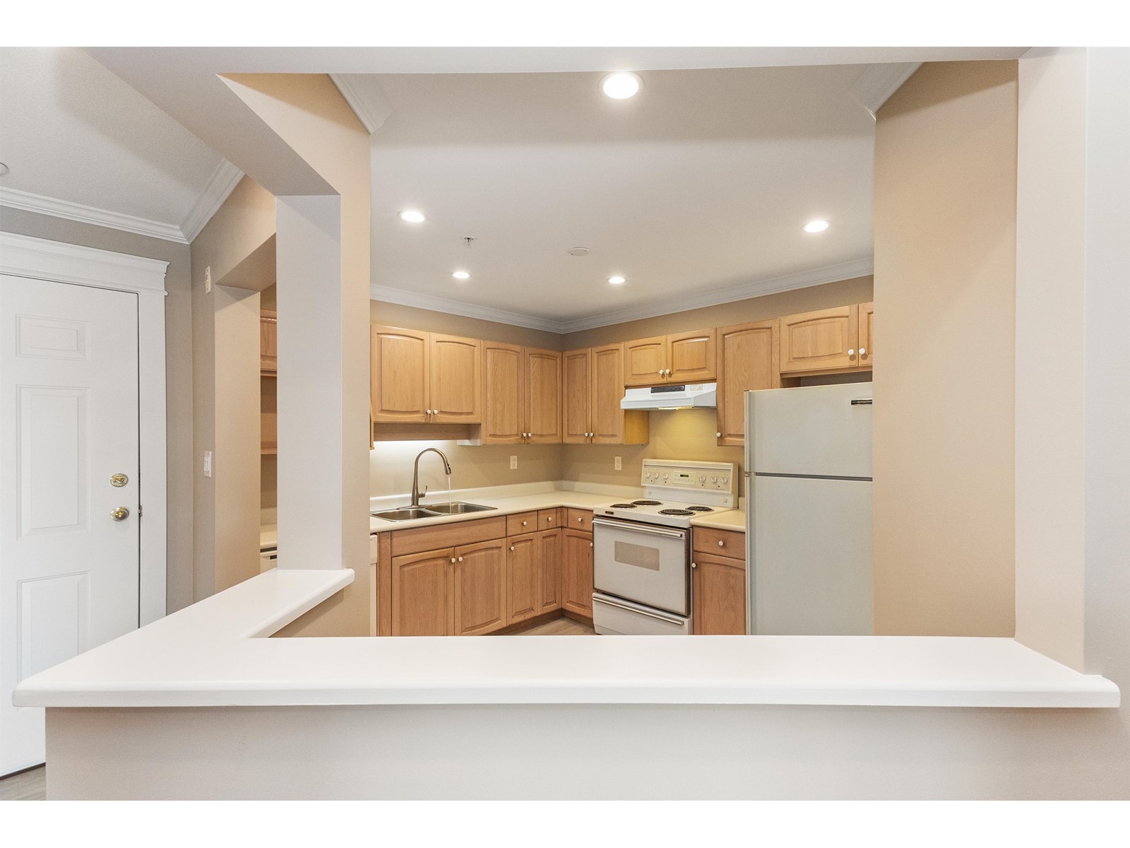 209 32044 Old Yale Road, Abbotsford, British Columbia  V2T 2C9 - Photo 9 - R2978872