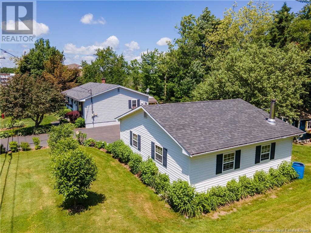 Property at 110 Weston Drive image 3