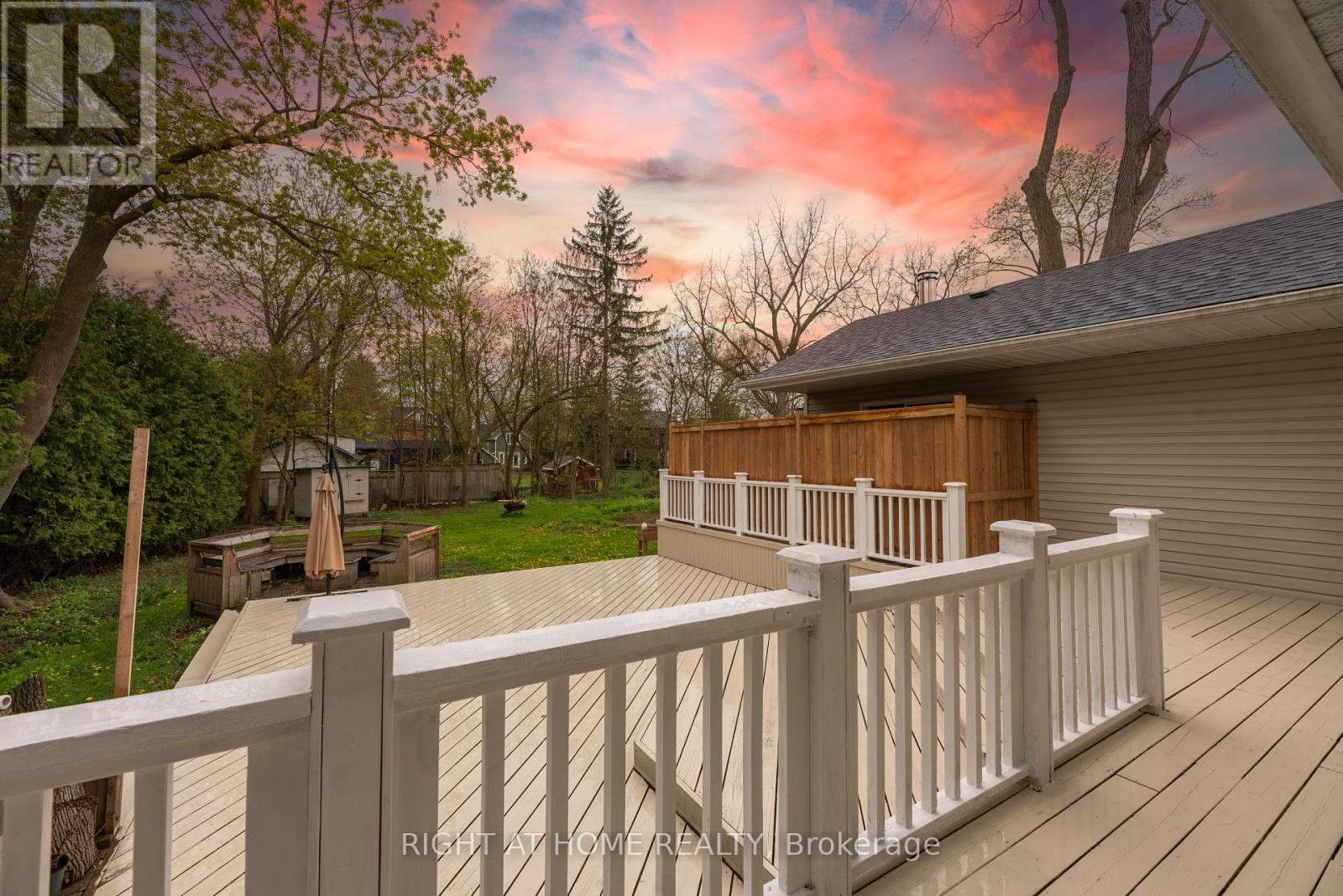 120 Wright Street, Richmond Hill, Ontario  L4C 4A5 - Photo 35 - N12027389