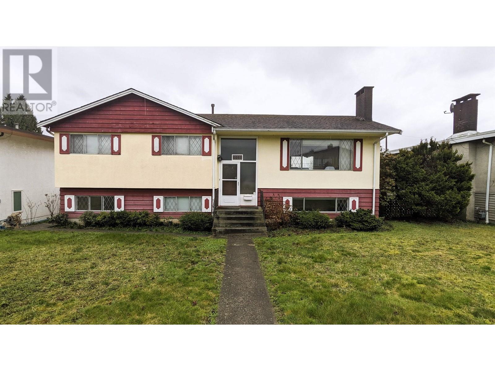6660 Aubrey Street, Burnaby, British Columbia  V5B 2E2 - Photo 1 - R2979118