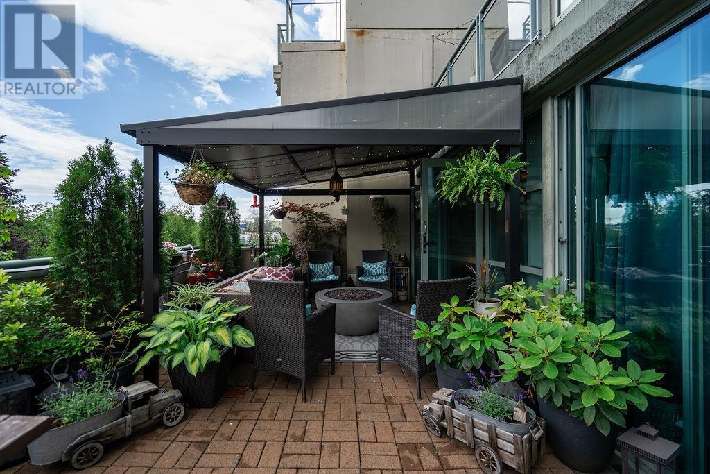 406 1159 MAIN STREET, vancouver, British Columbia