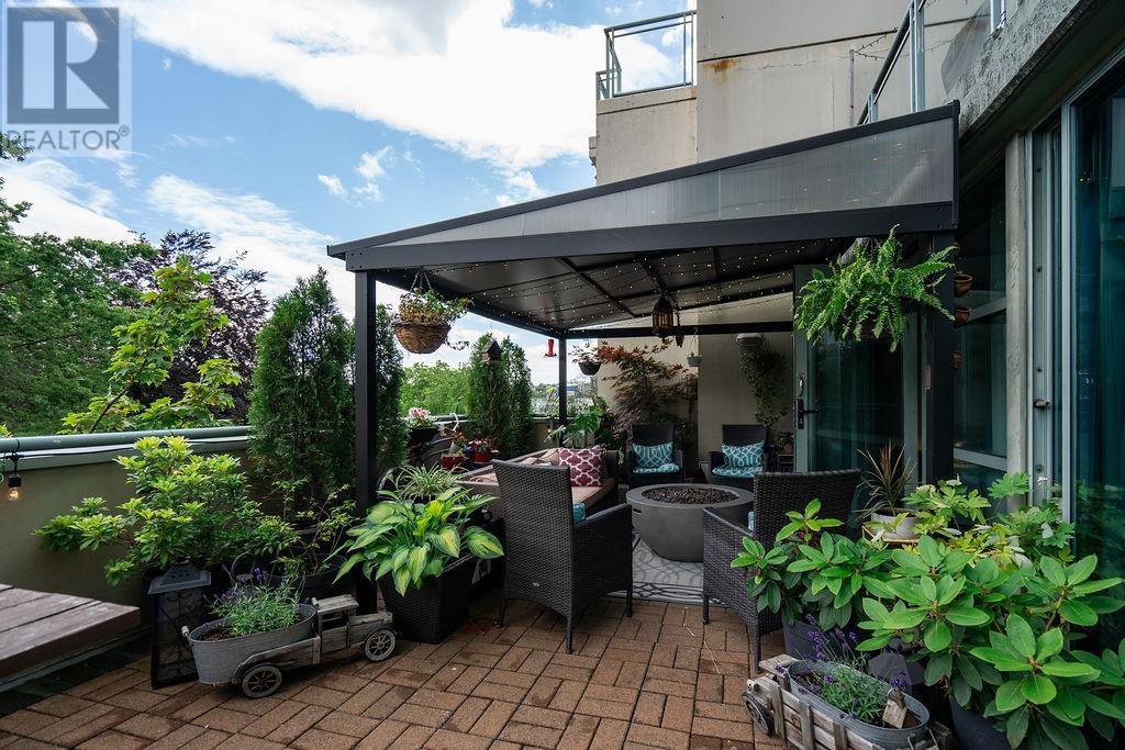 406 1159 Main Street, Vancouver, British Columbia  V6A 4B6 - Photo 2 - R2979554