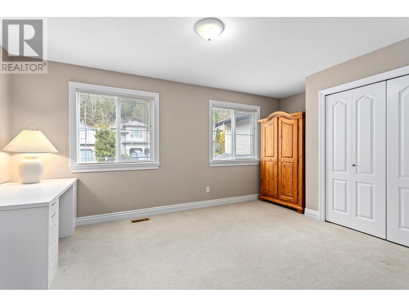3040 Sienna Court, Coquitlam, British Columbia  V3E 3N7 - Photo 27 - R2979563