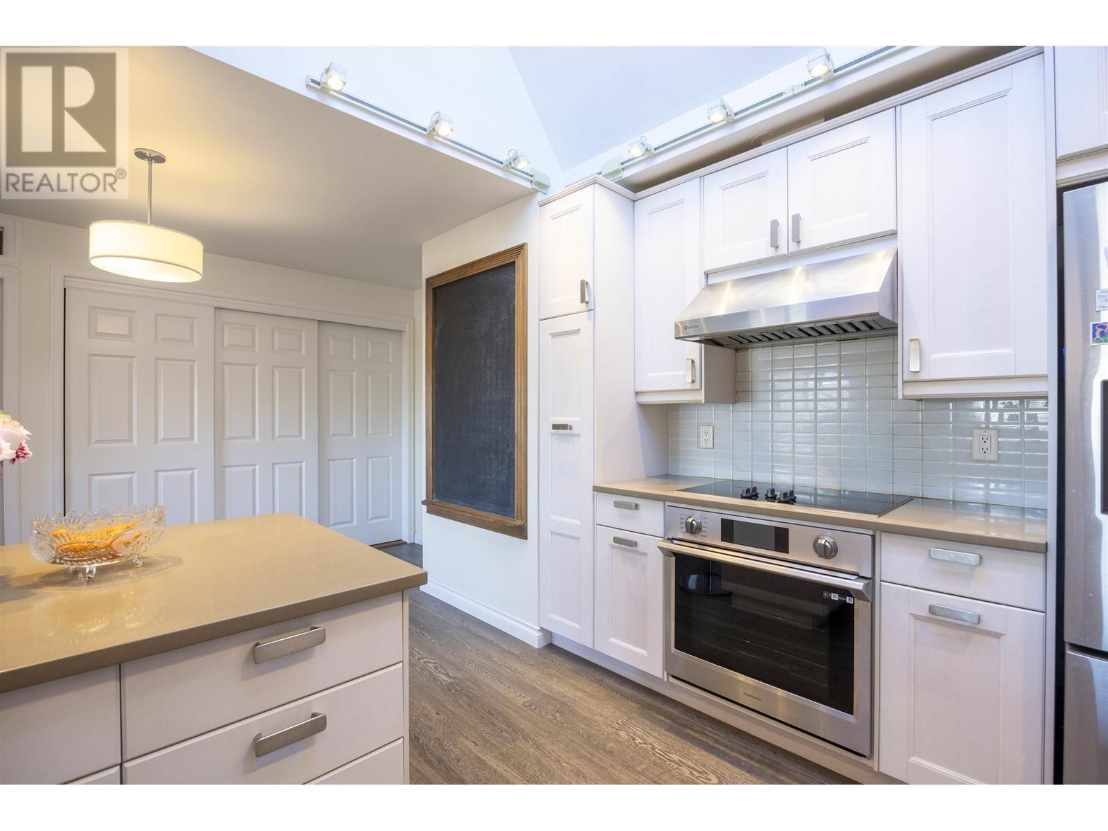 4825 Buxton Street, Burnaby, British Columbia  V5H 1J2 - Photo 19 - R2979539