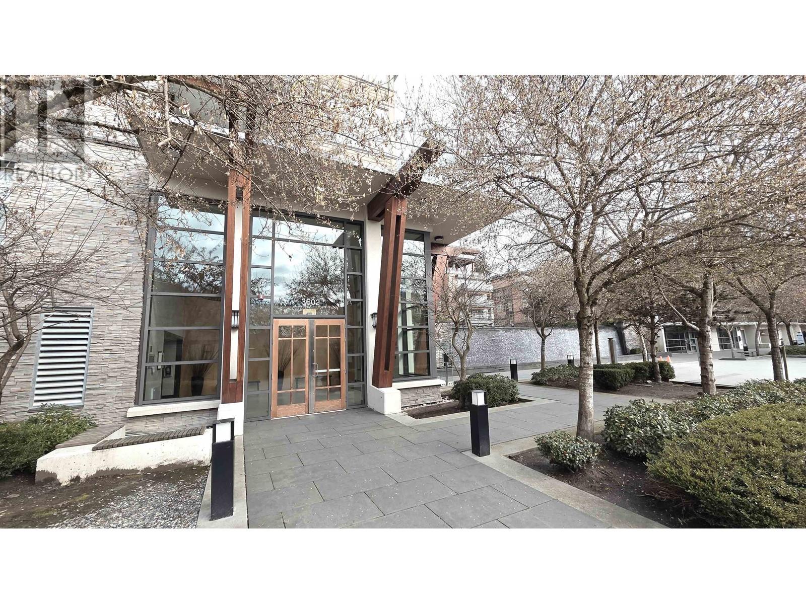 404 3602 Aldercrest Drive, North Vancouver, British Columbia  V7G 2S6 - Photo 3 - R2978672