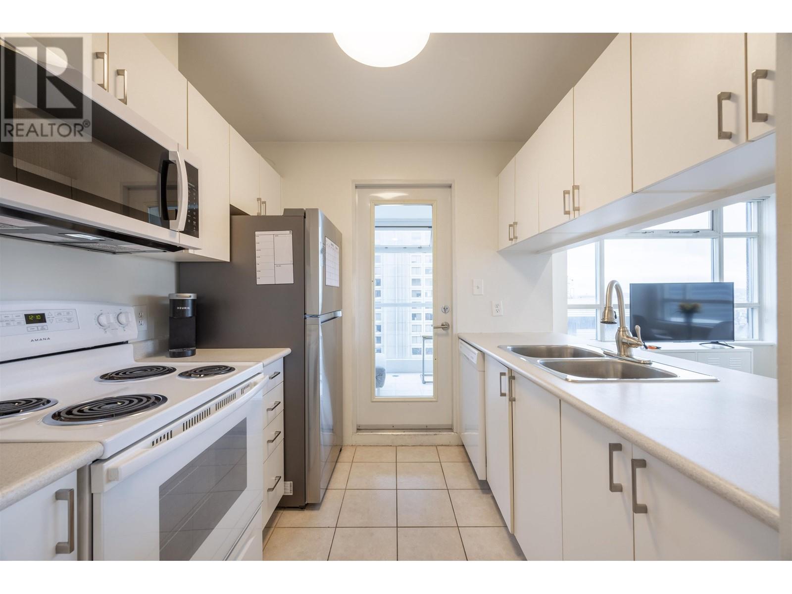 Listing Picture 13 of 19 : 2707 438 SEYMOUR STREET, Vancouver / 溫哥華 - 魯藝地產 Yvonne Lu Group - MLS Medallion Club Member