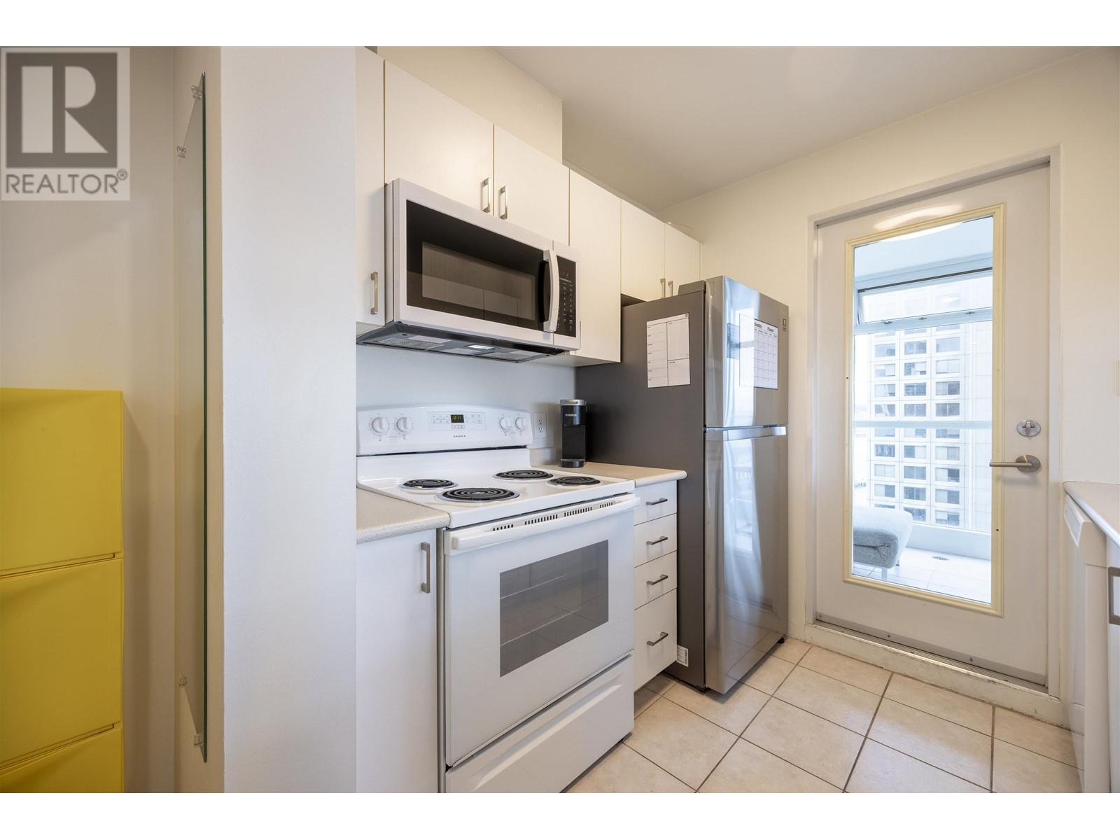 Listing Picture 14 of 19 : 2707 438 SEYMOUR STREET, Vancouver / 溫哥華 - 魯藝地產 Yvonne Lu Group - MLS Medallion Club Member